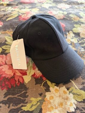 Athleta Triumph Kinetic Baseball Cap